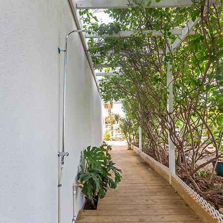 Maho Beach House - Petite Studio - Beach Access エクステリア 写真
